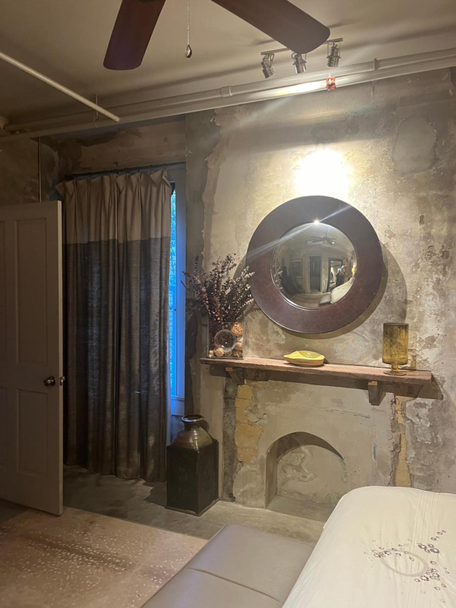 Very Close To French Quarter 2bed Apartment *