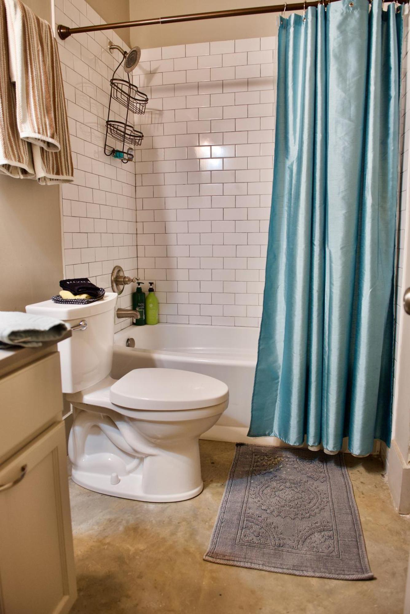 Very Close To French Quarter 2bed Apartment